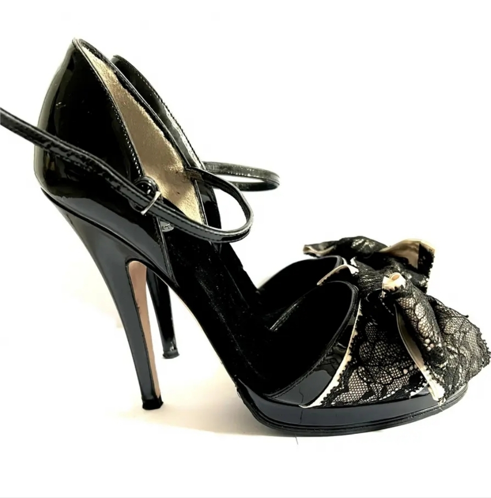Dolce & Gabbana Black Lace Bow Heels